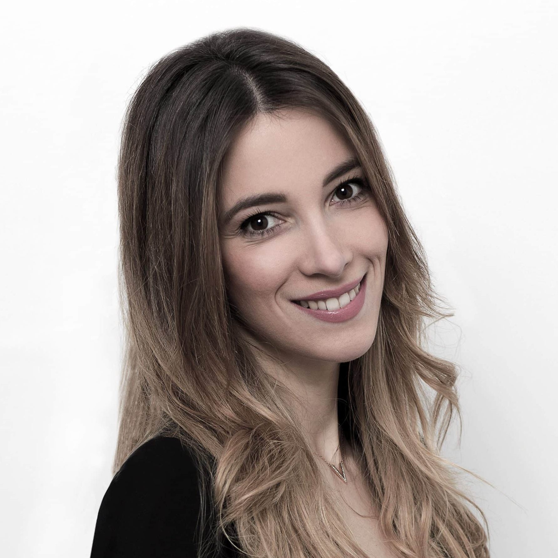 Anna Varakli Anna Varakli